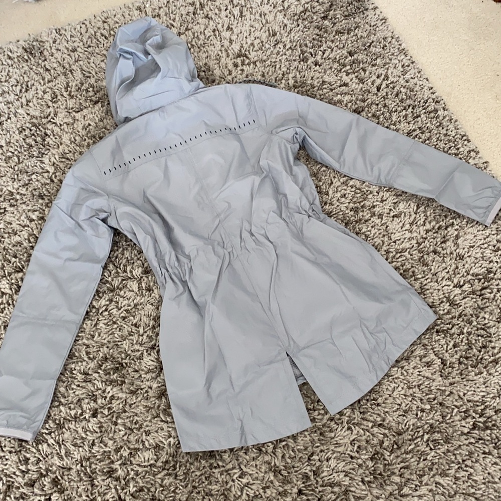 UNDER ARMOUR HOODED WINDBREAKER XS - Picture 9 of 11